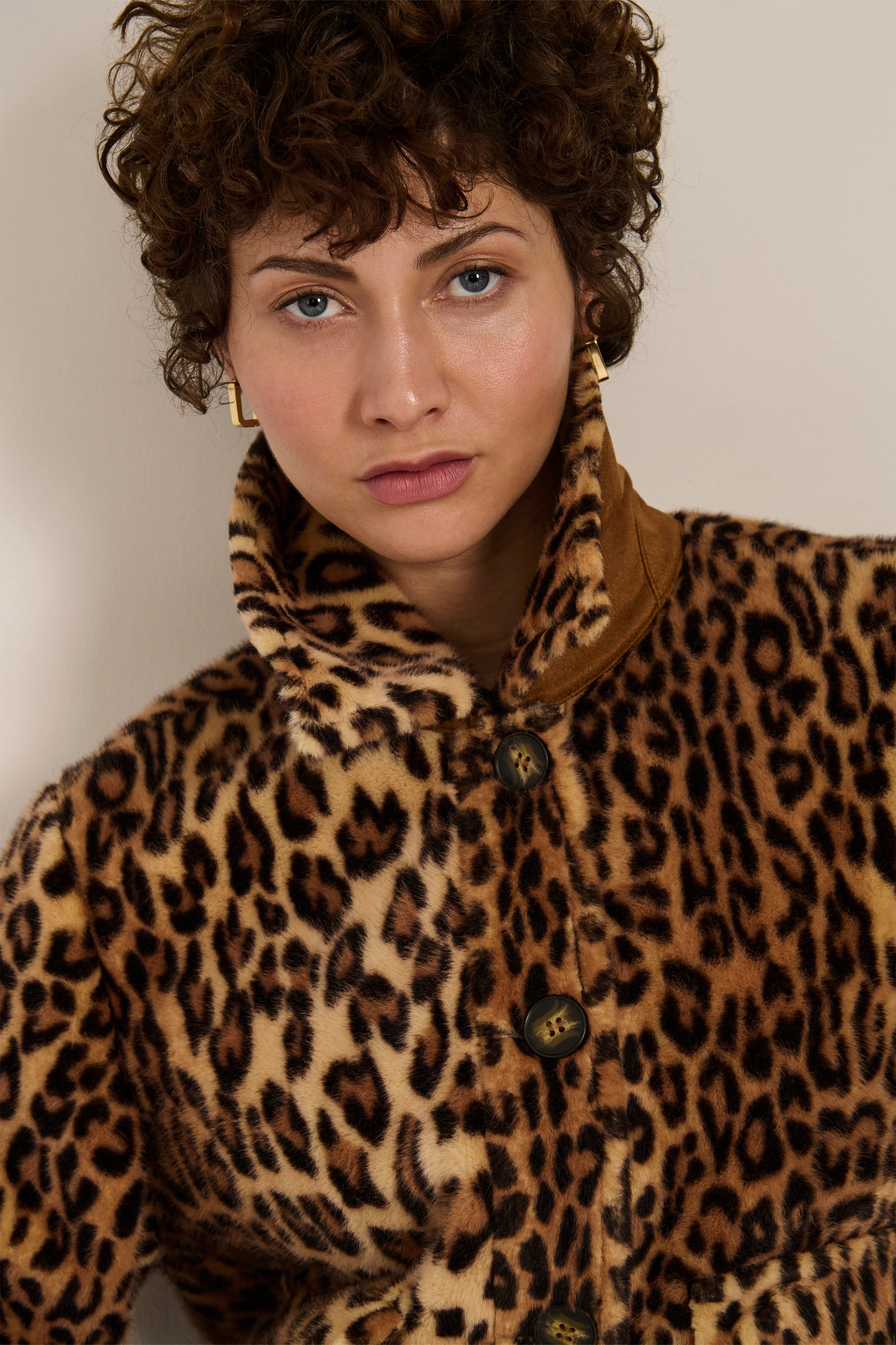Dakota Leopard Print Faux Fur Jacket - Image 2