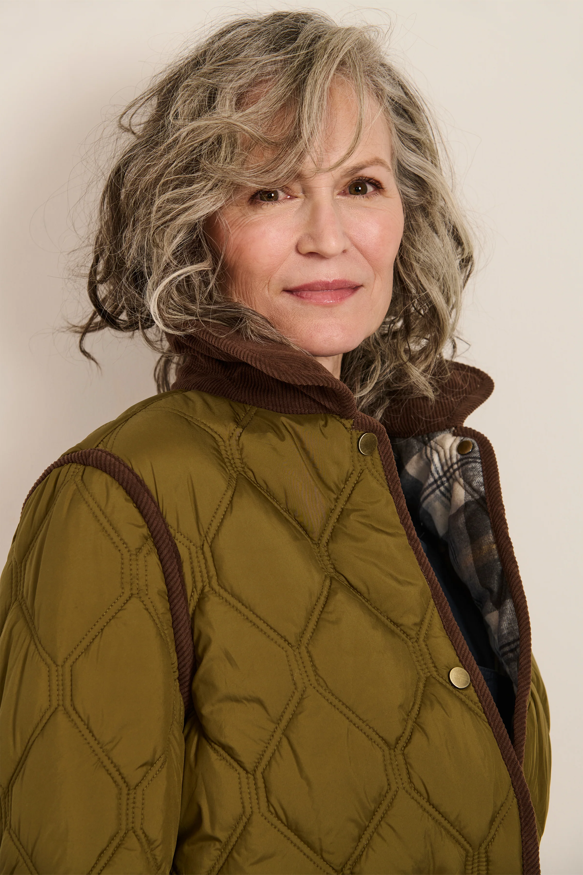 Hudson Corduroy Collar Quilted Jacket - Image 4